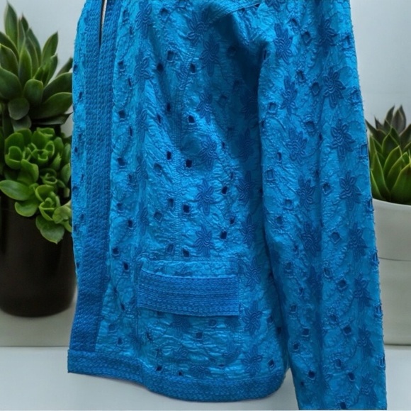 Chico’s Eyelet Lace Embroidered Open Front Cardigan Jacket Size 2 - Picture 10 of 13